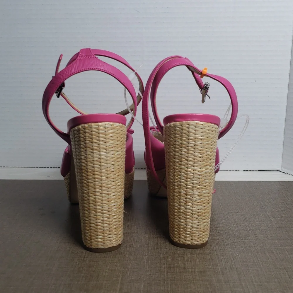 Michael Kors Sadie Pink Leather Bow Platform Sandals - SZ 9 - NWOT‎